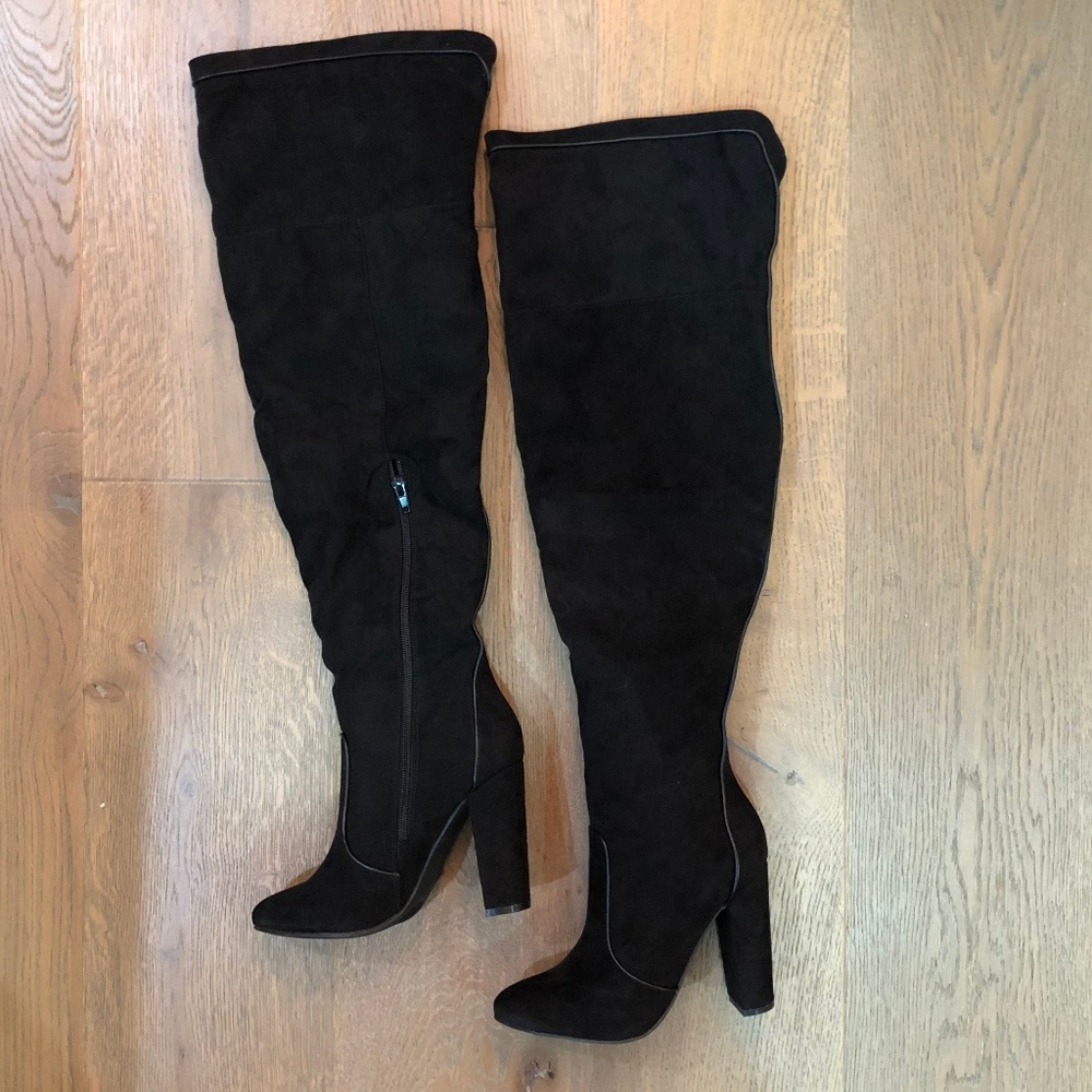JustFab Styller Knee High Boots in Black